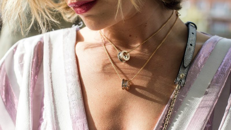 Bijoux de soirée pour femmes : élégance et tendances actuelles