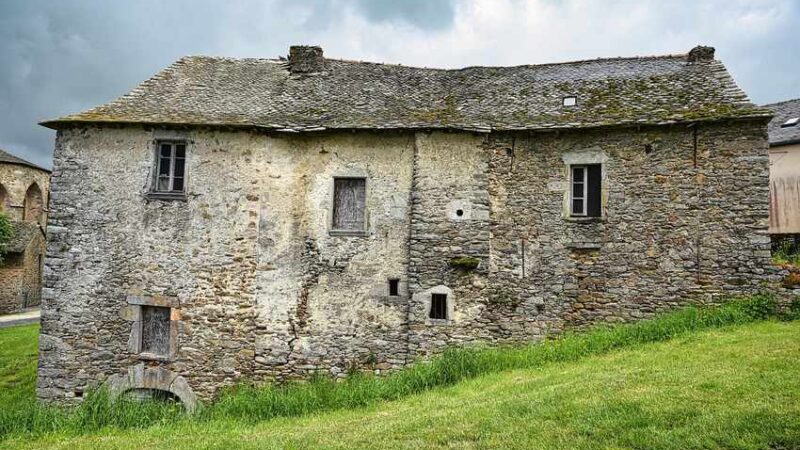 Rénover une maison ancienne : le cadre à poser avant les travaux