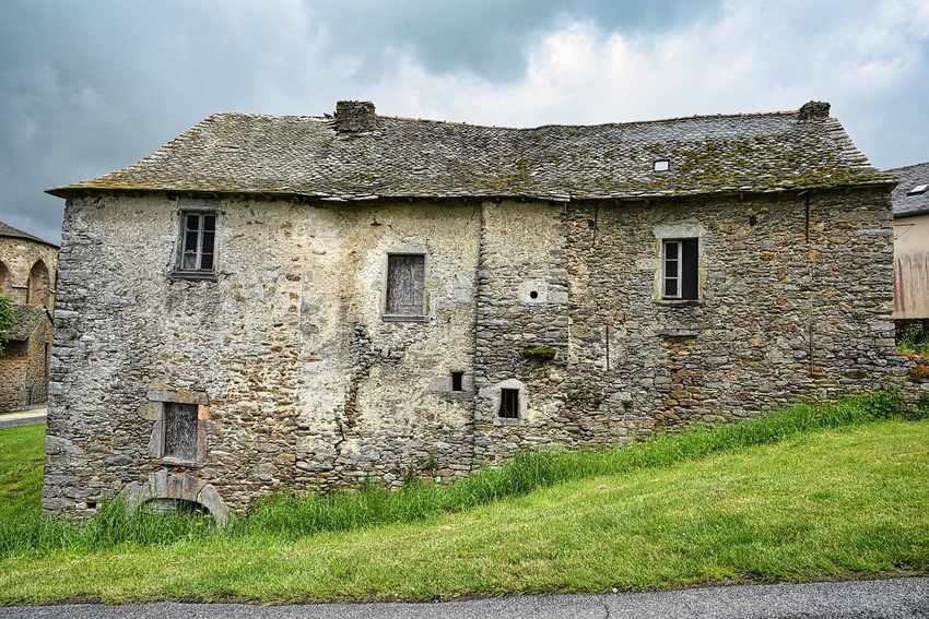 Rénover une maison ancienne : le cadre à poser avant les travaux